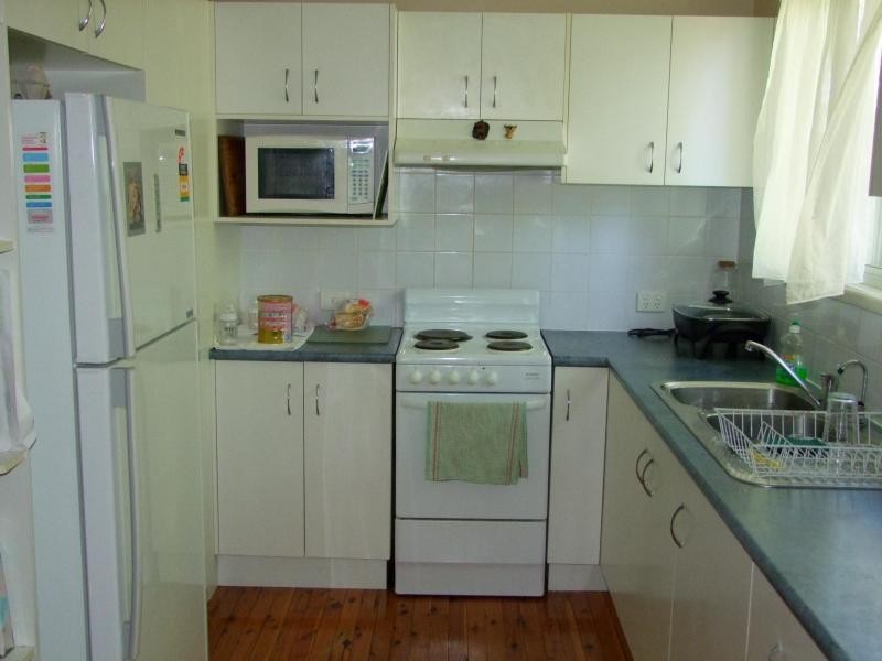 8 Elaroo Street, Marsden QLD 4132