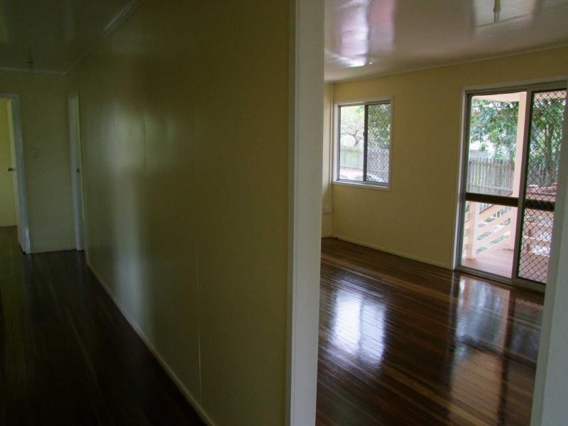 6 Wadley Street, Logan Central QLD 4114