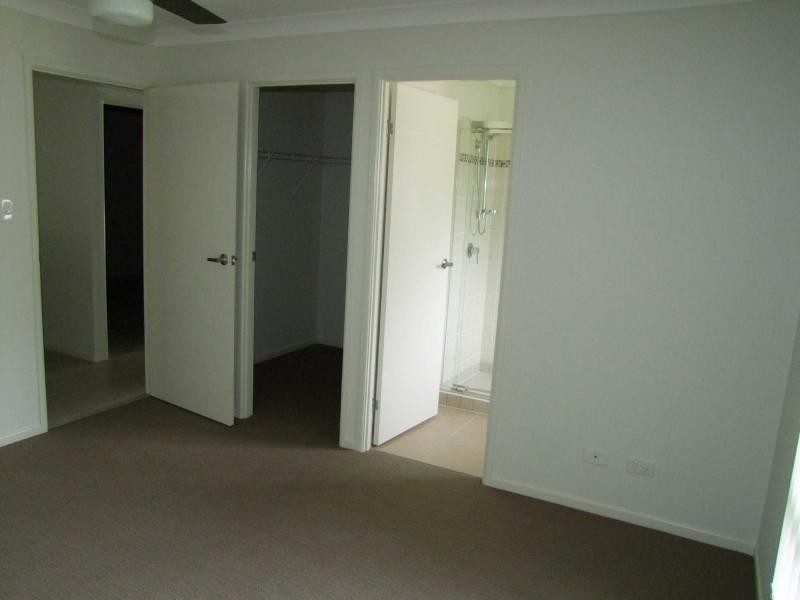6A Liddells Court, Kingston QLD 4114