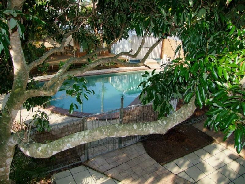 35 Pine Drive, Woodridge QLD 4114
