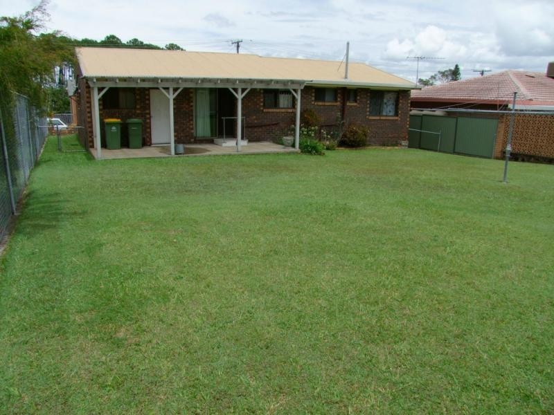 12 Pine Drive, Woodridge QLD 4114