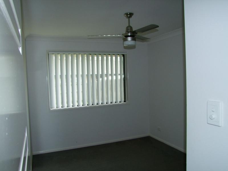 1 Summerhill Court, Marsden QLD 4132