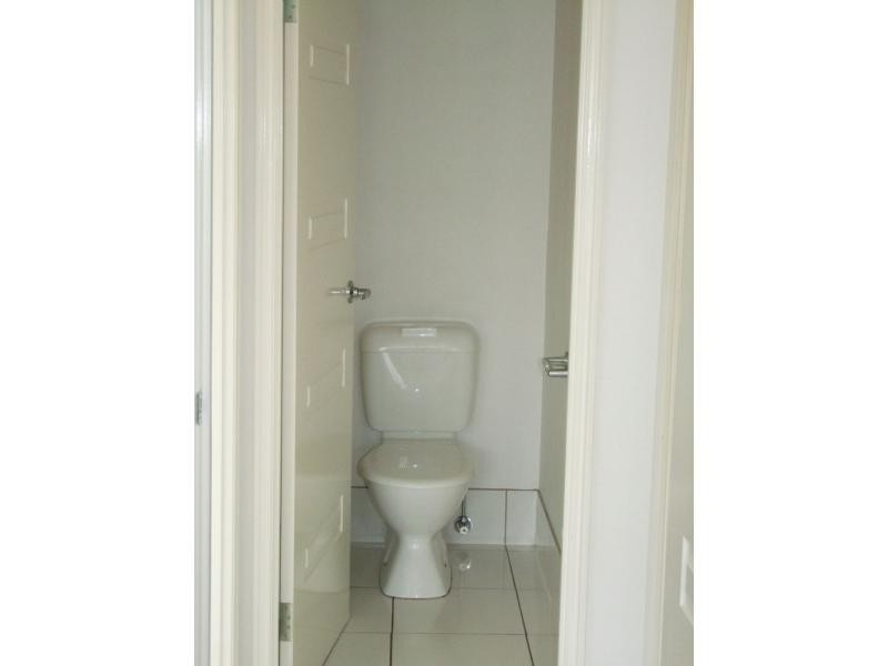 1 Summerhill Court, Marsden QLD 4132