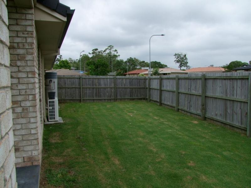 1 Summerhill Court, Marsden QLD 4132