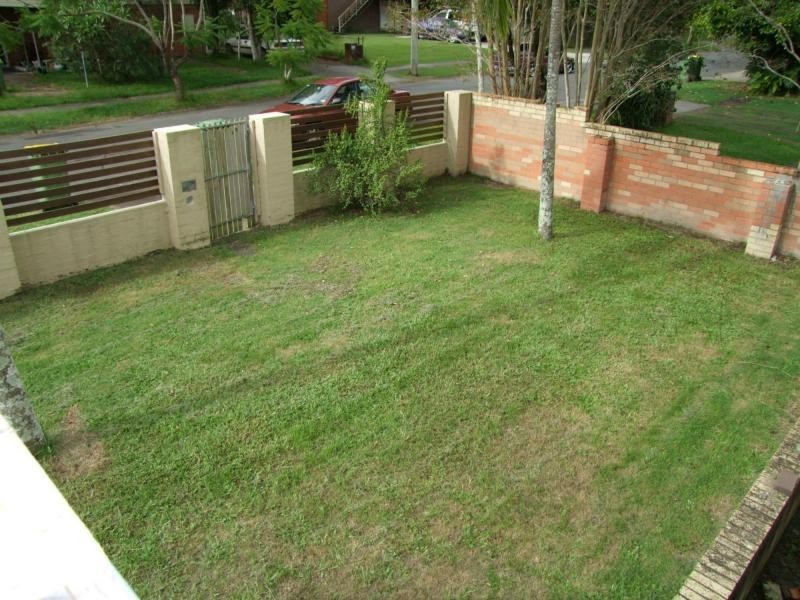 42 Elm Avenue, Trinder Park, Woodridge QLD 4114