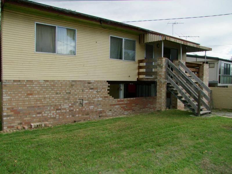 42 Elm Avenue, Trinder Park, Woodridge QLD 4114