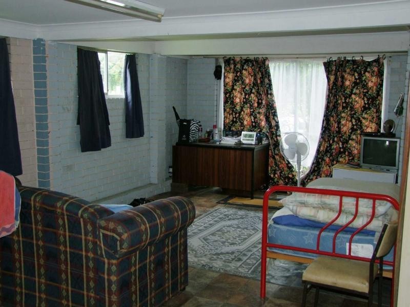 1 Attunga Street, Kingston QLD 4114