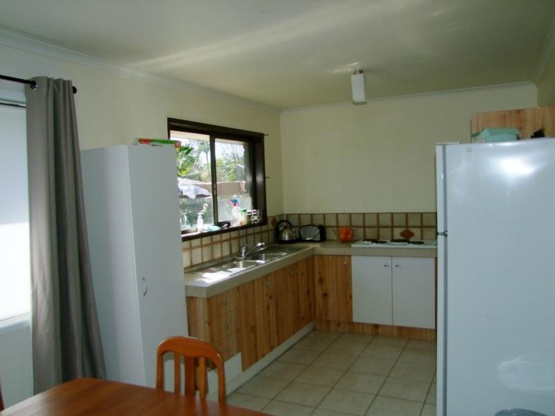 2/9 Canopus Court, Kingston QLD 4114