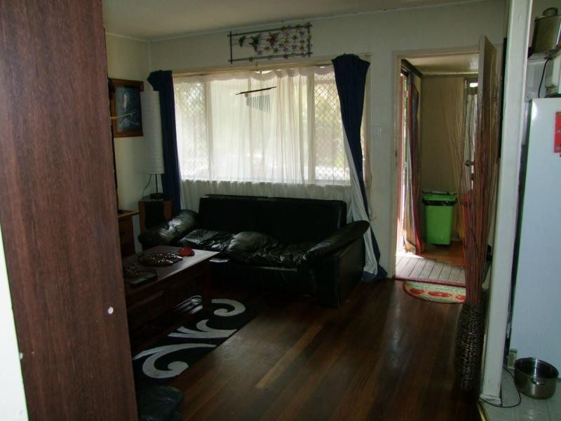 8 Laconia Street, Logan Central QLD 4114