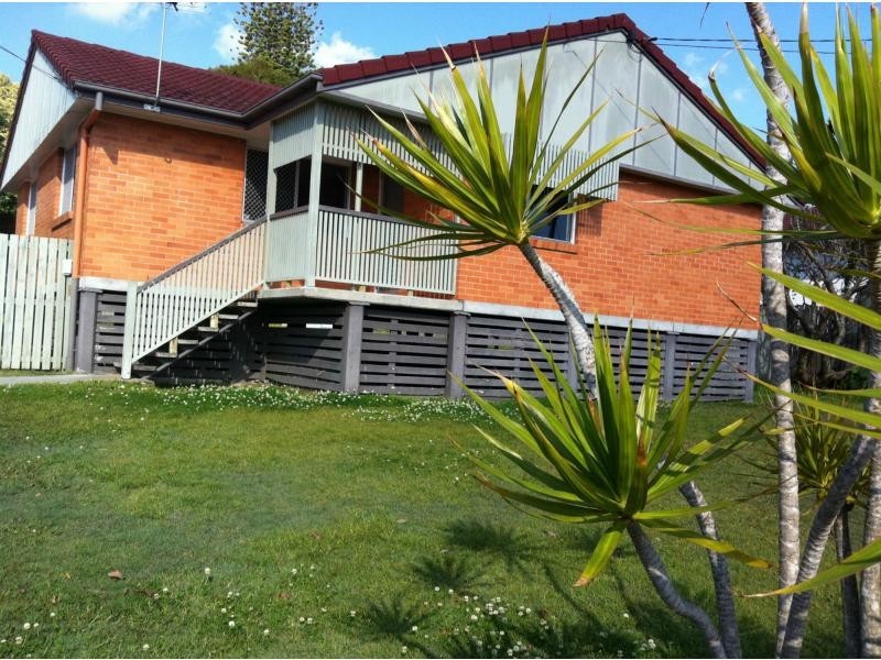 16 AVOCA Street, Woodridge QLD 4114