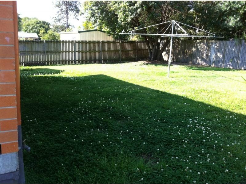 16 AVOCA Street, Woodridge QLD 4114