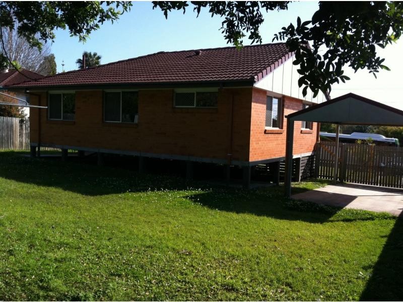 16 AVOCA Street, Woodridge QLD 4114