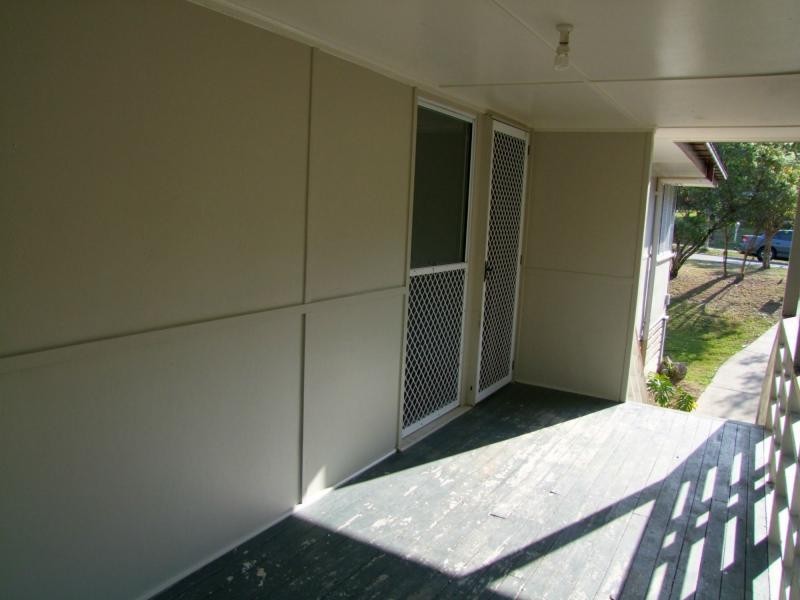 7 SKYLINE Drive, Kingston QLD 4114