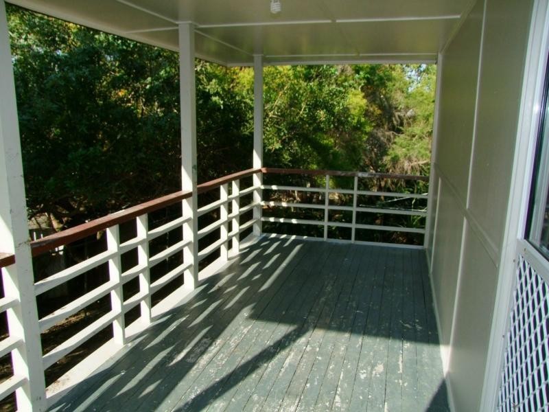 7 SKYLINE Drive, Kingston QLD 4114