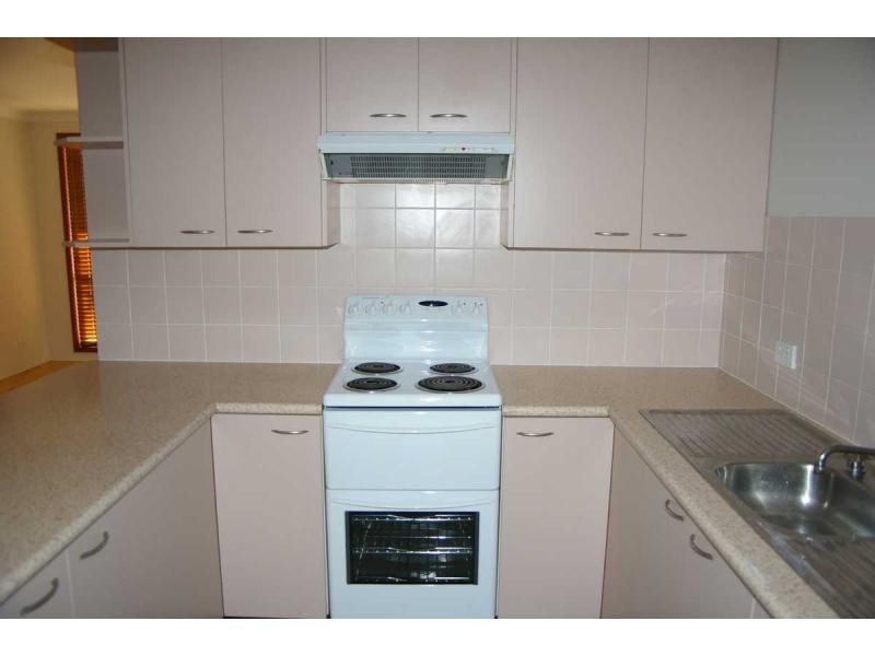 Duplex 2/8 Starboard Close, Salamander Bay NSW 2317