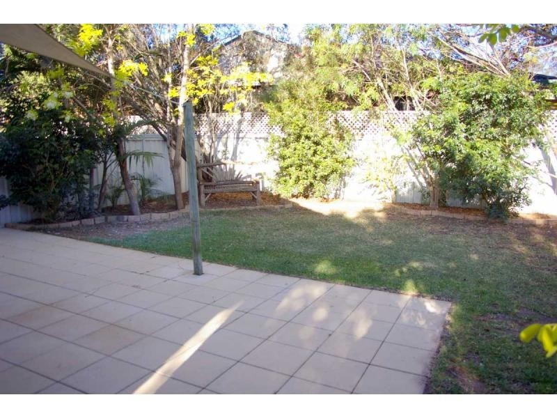 Duplex 2/8 Starboard Close, Salamander Bay NSW 2317