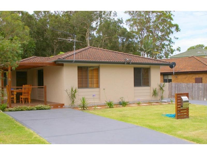 6 Hutcheson Avenue, Soldiers Point NSW 2317