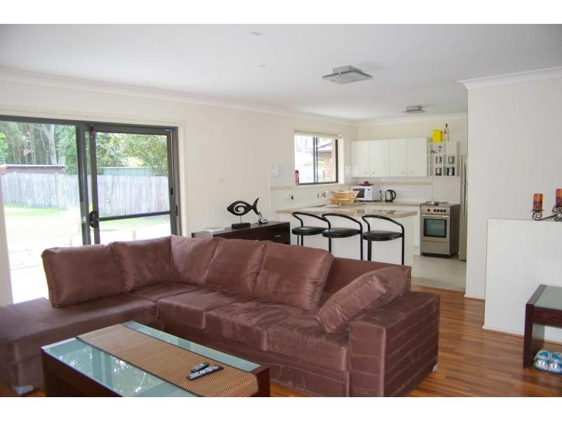 6 Hutcheson Avenue, Soldiers Point NSW 2317