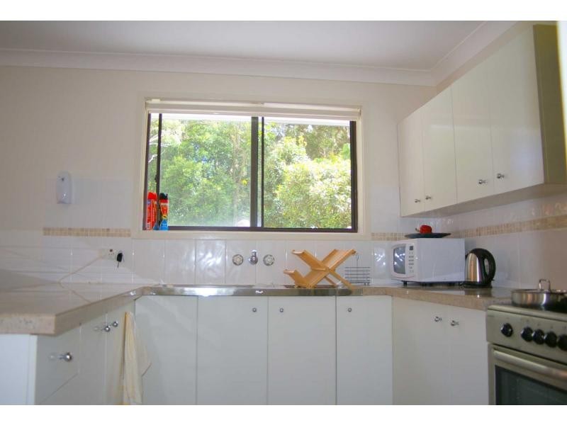 6 Hutcheson Avenue, Soldiers Point NSW 2317