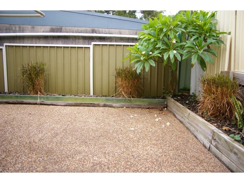 1 Lloyd Lane, Shoal Bay NSW 2315