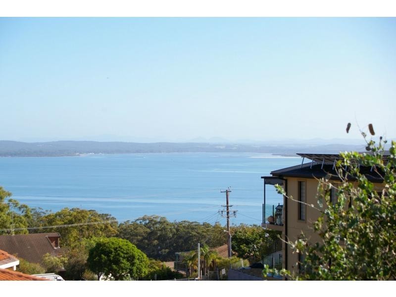 2 Wollomi Avenue, Nelson Bay NSW 2315
