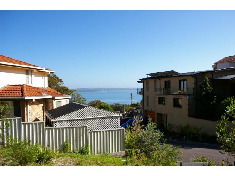 2 Wollomi Avenue, Nelson Bay NSW 2315
