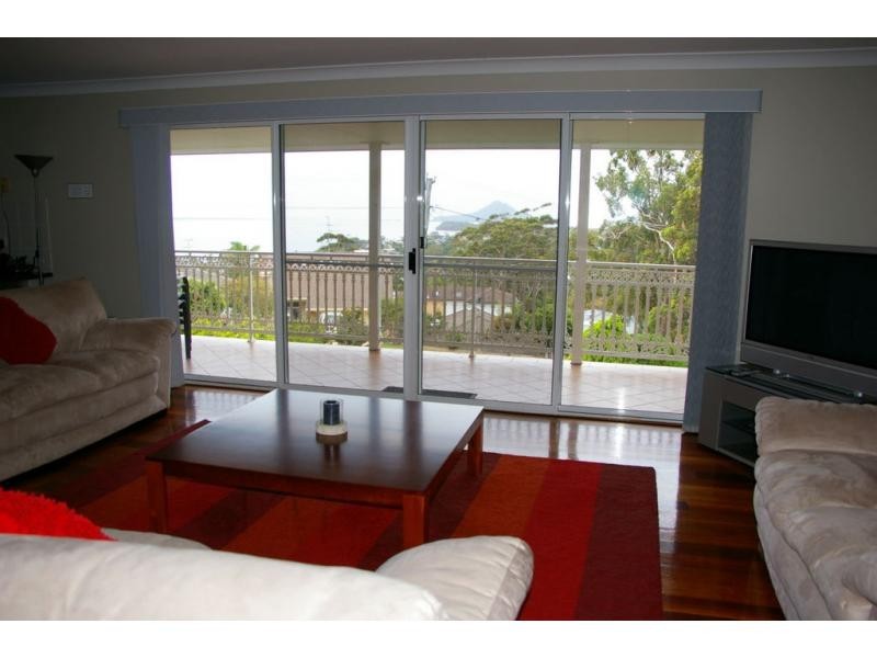 24 Canomii Close, Nelson Bay NSW 2315