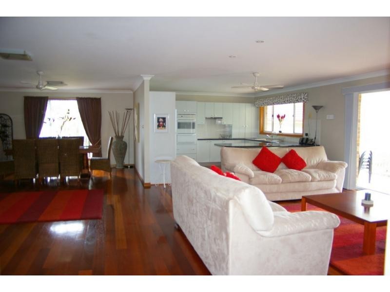 24 Canomii Close, Nelson Bay NSW 2315