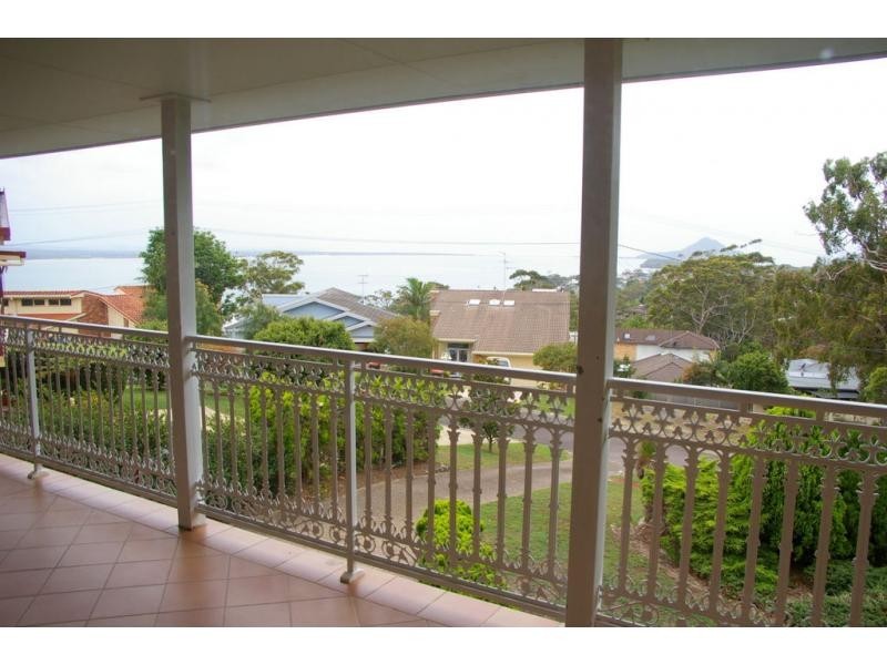 24 Canomii Close, Nelson Bay NSW 2315