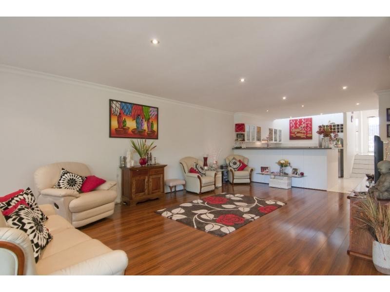 2/109 Wallawa Road, Nelson Bay NSW 2315