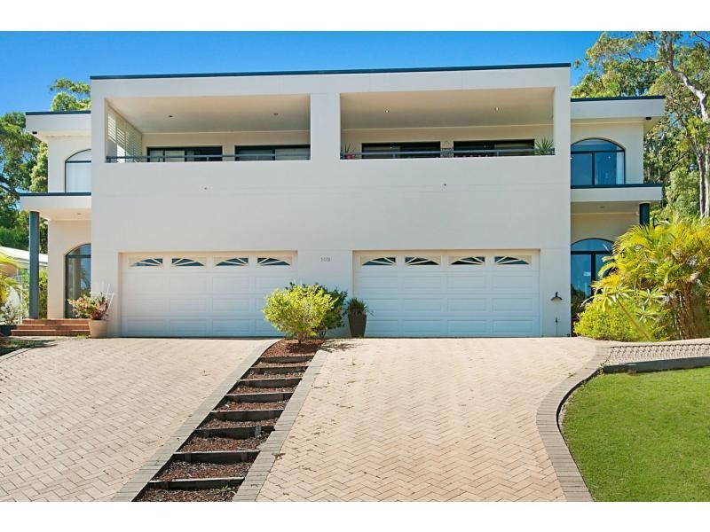 2/109 Wallawa Road, Nelson Bay NSW 2315