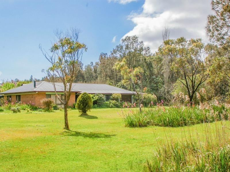 4 Cromarty Lane, Bobs Farm NSW 2316