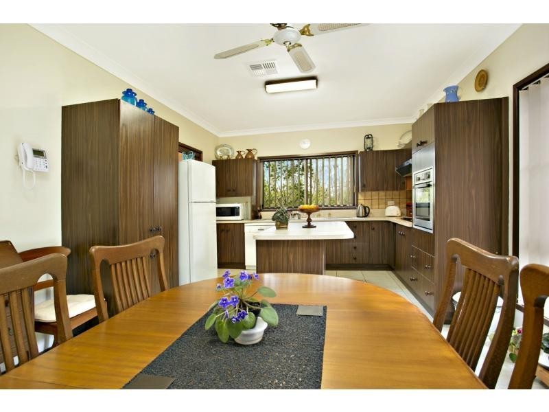 4 Cromarty Lane, Bobs Farm NSW 2316