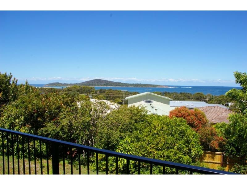 7 Garuwa Street, Fingal Bay NSW 2315