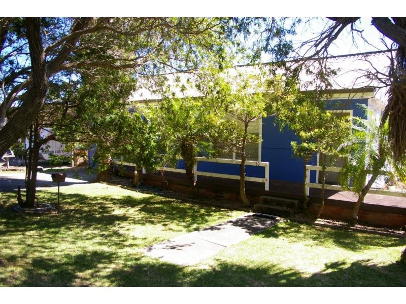 17 Bent Street, Fingal Bay NSW 2315