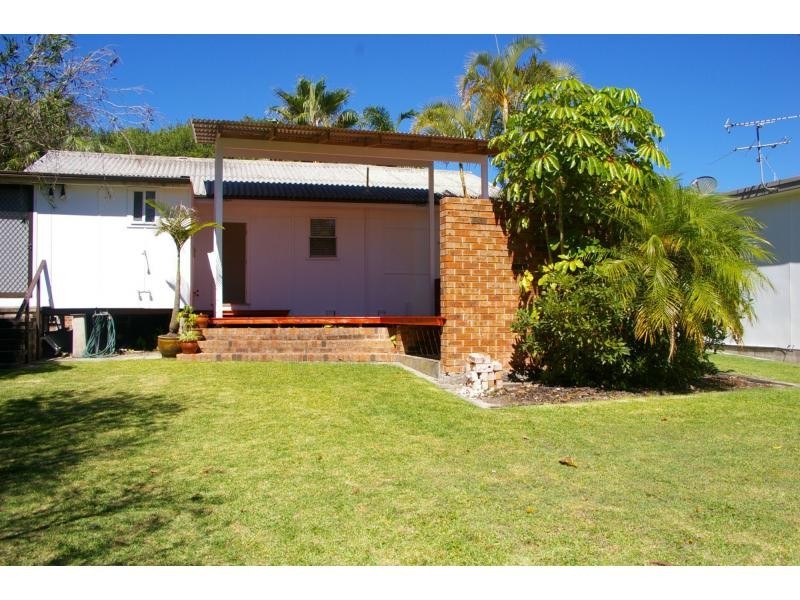 17 Bent Street, Fingal Bay NSW 2315