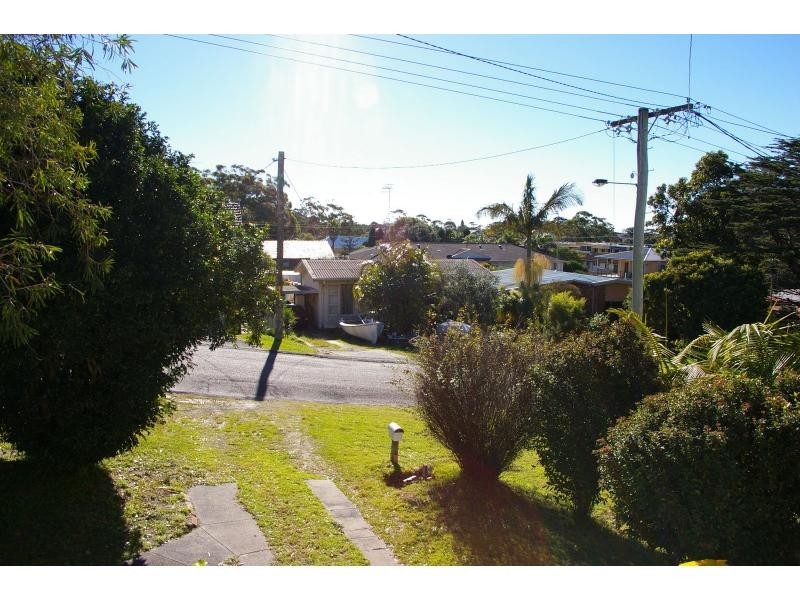 11 Montevideo Parade, Nelson Bay NSW 2315