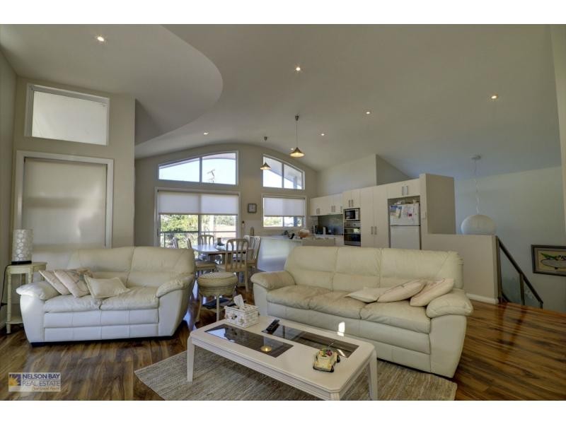 3/2 Gilchrist Road, Salamander Bay NSW 2317