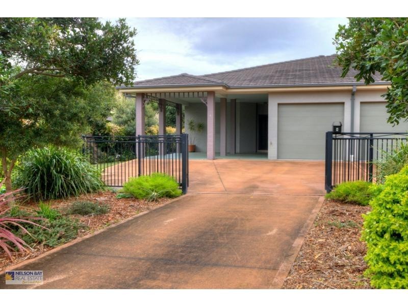 4 Dowling Street, Nelson Bay NSW 2315