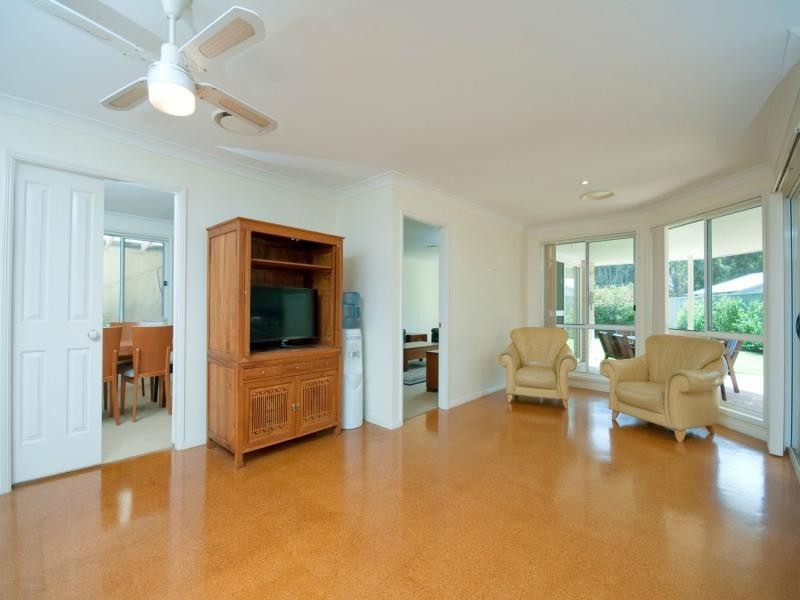 1 Taylor Road, Taylors Beach NSW 2316
