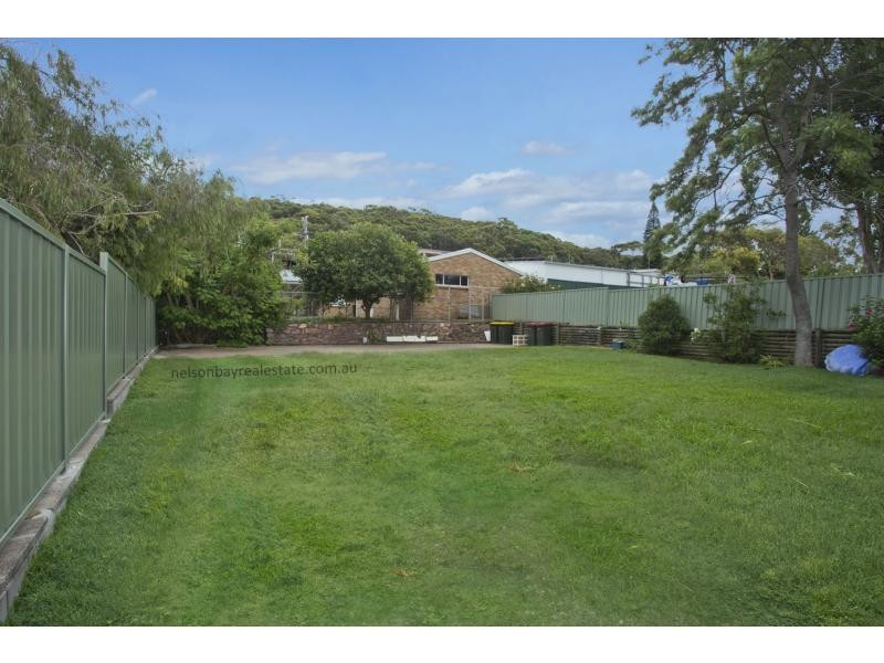 2/24 Marine Drive, Fingal Bay NSW 2315