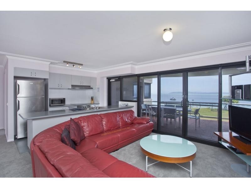 5/11 Columbia Close, Nelson Bay NSW 2315