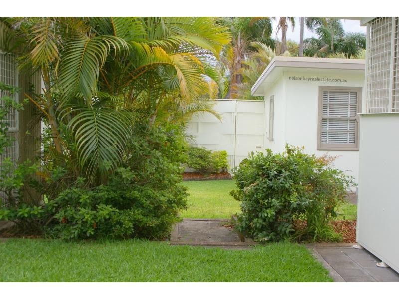 15 Bent Street, Fingal Bay NSW 2315