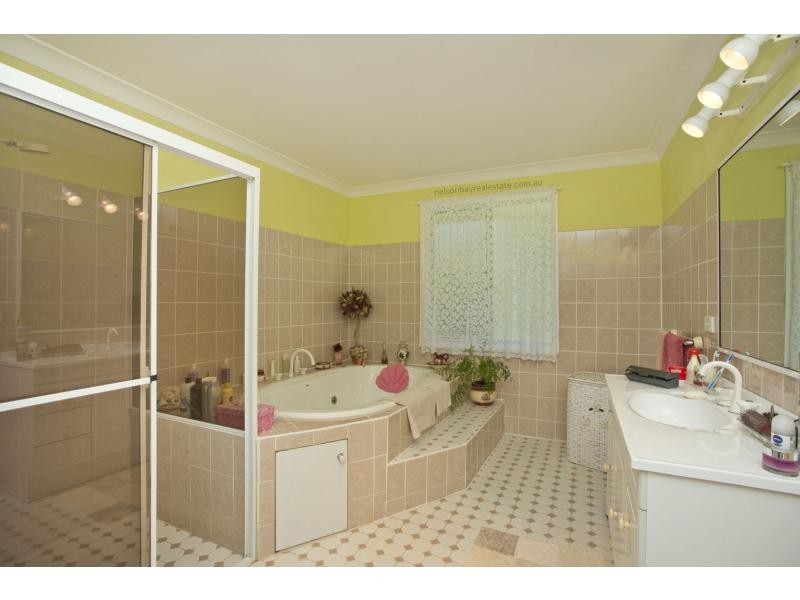 3797 Nelson Bay Road, Bobs Farm NSW 2316