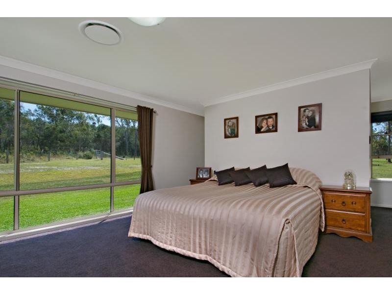 14 Cream Box Court, Cooroibah QLD 4565