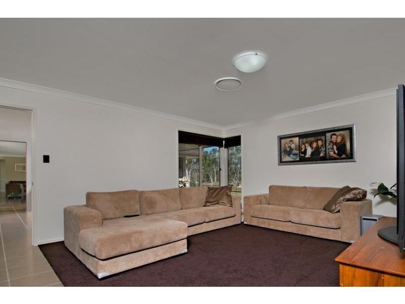 14 Cream Box Court, Cooroibah QLD 4565