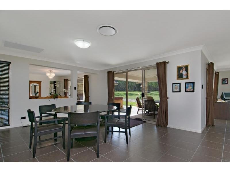 14 Cream Box Court, Cooroibah QLD 4565
