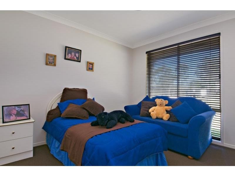 14 Cream Box Court, Cooroibah QLD 4565