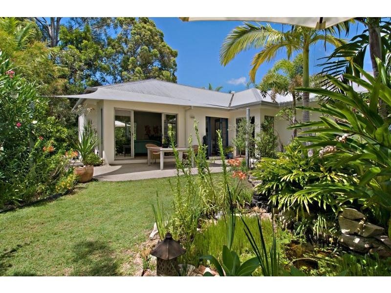 77 Hooper Crescent, Tewantin QLD 4565