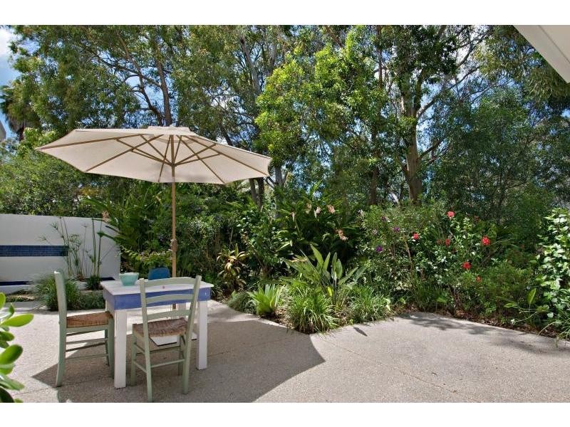 77 Hooper Crescent, Tewantin QLD 4565